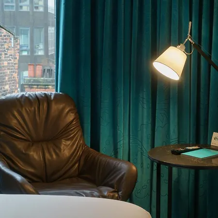 Hotel One
