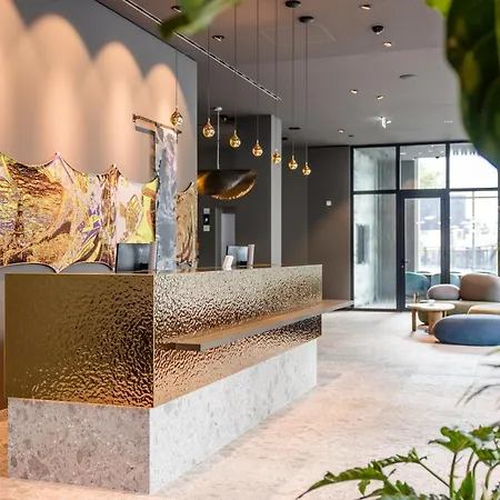 Hotel One 3*